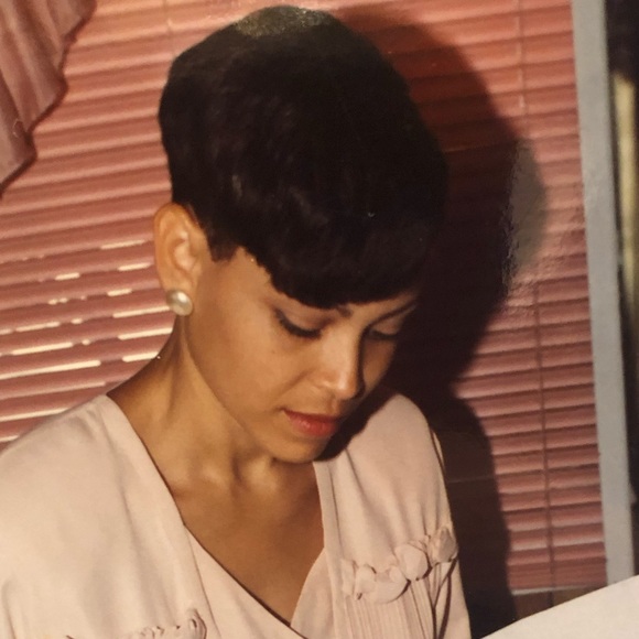 Meet your Posher, Taj. - Picture 1 of 5